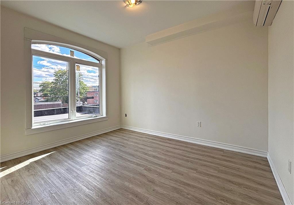 Unit 2 - 76 Wentworth Street S, Hamilton 2