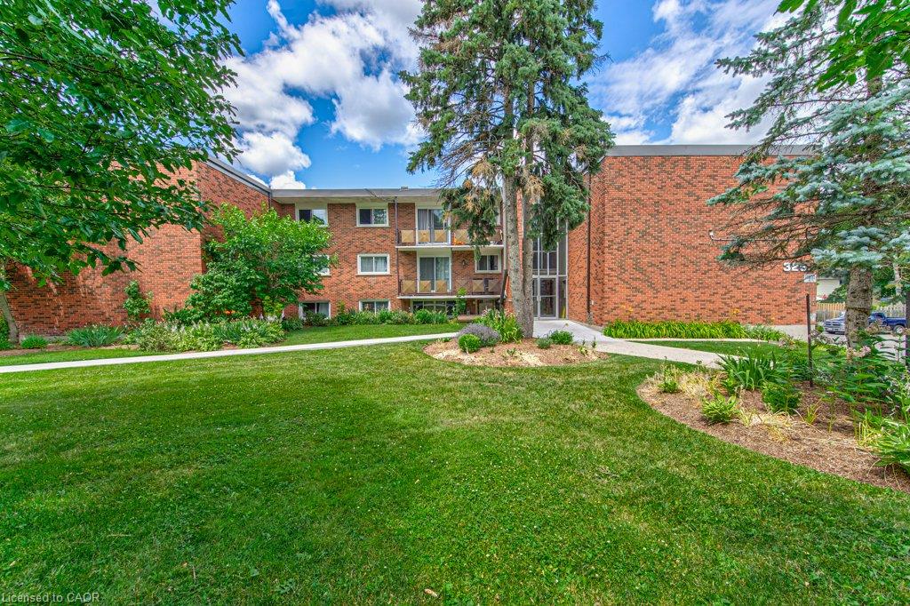 Unit 17 - 326 Erb Street W, Waterloo 1