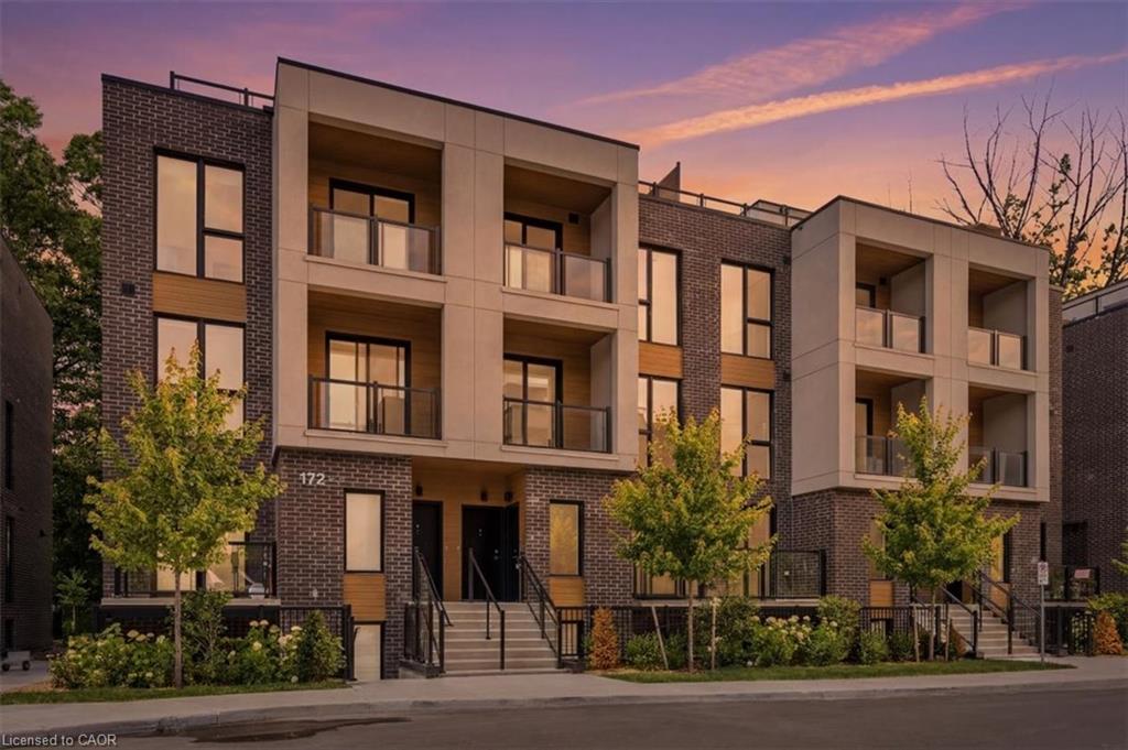 Unit 6 - 172 Clonmore Drive, Toronto 4