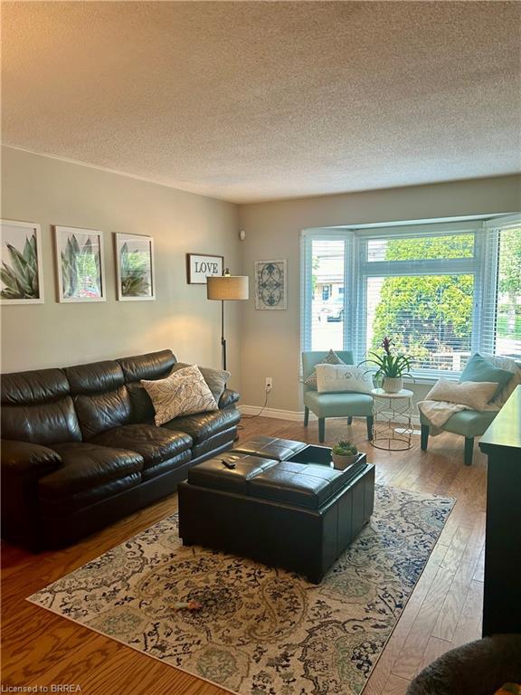 Unit upper - 130 Brantwood Park Road, Brantford 4