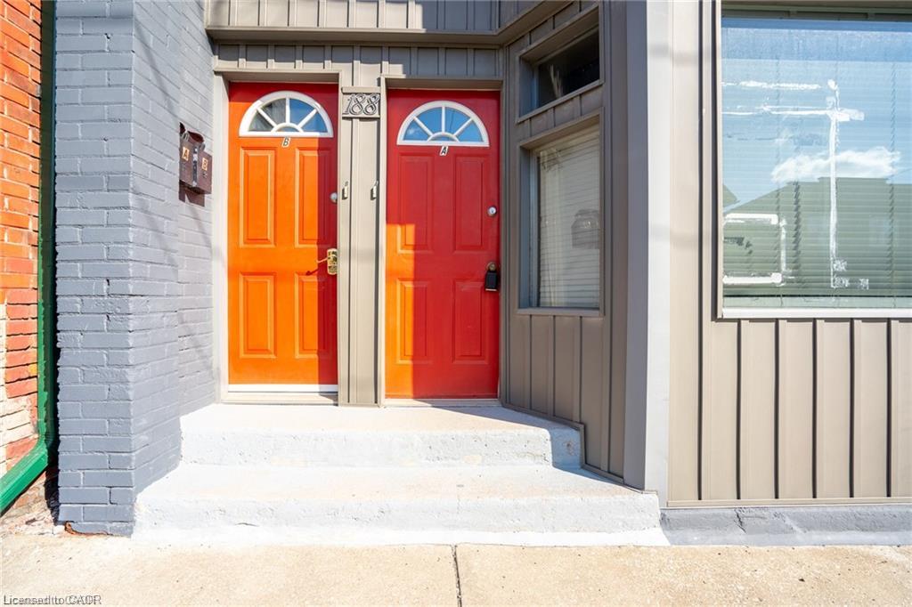 Unit Upper - 188 Sherman Avenue N, Hamilton 5