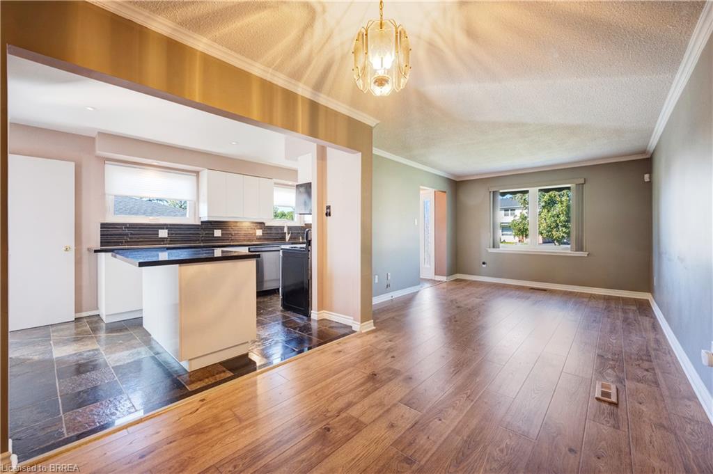44 Marblehead Crescent, Brampton 3