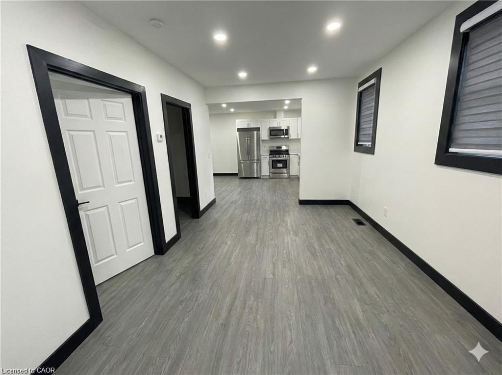 Unit Main - 1048 Fennell Avenue E, Hamilton 5