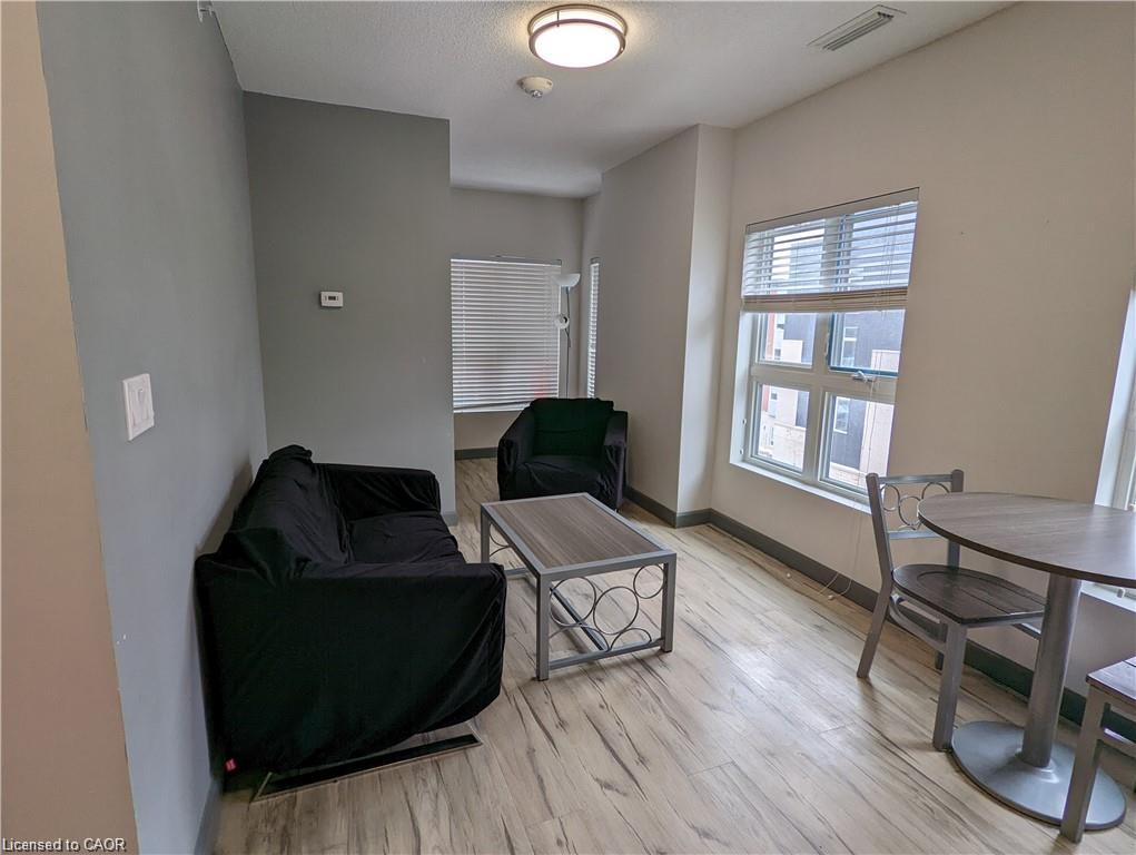 Unit 263 - 258 B Sunview Street, Waterloo 5
