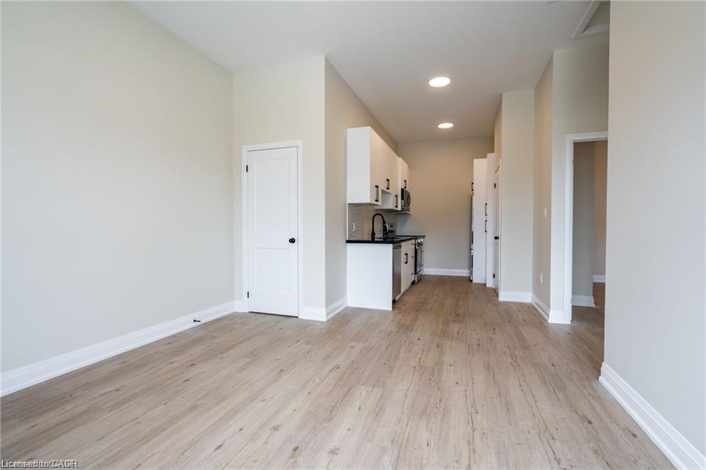 Unit A - 728 Eleventh Avenue, Hamilton 4