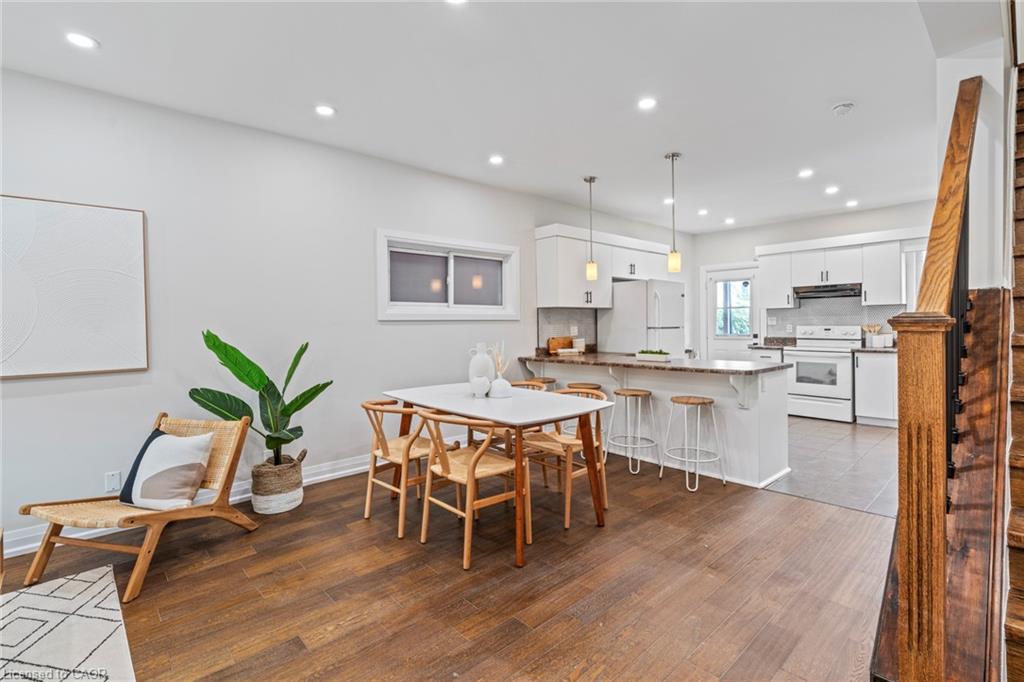 Unit Upper - 23 Somerset Avenue, Hamilton 4