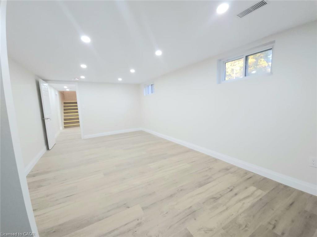 43 Patterson Avenue E, Brantford 5