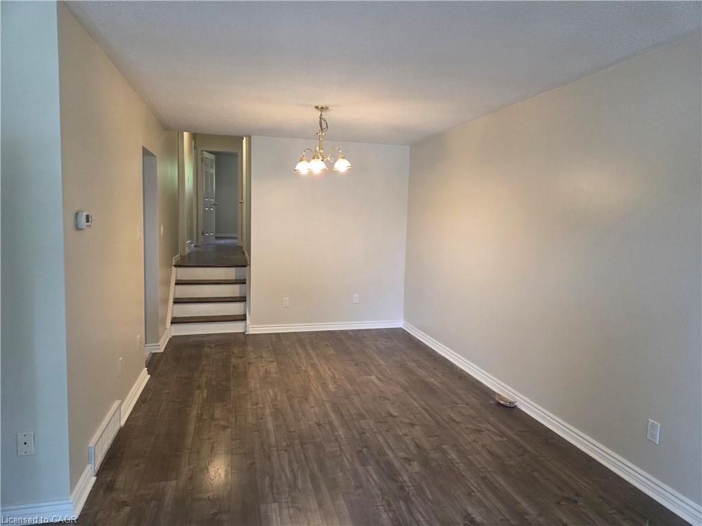 Unit Upper Level - 881 Lawrence Road, Hamilton 2