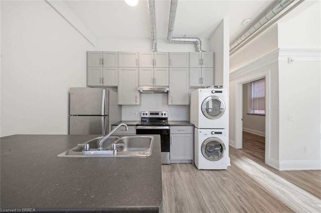 Unit 201 - 11 Queen Street, Brantford 2