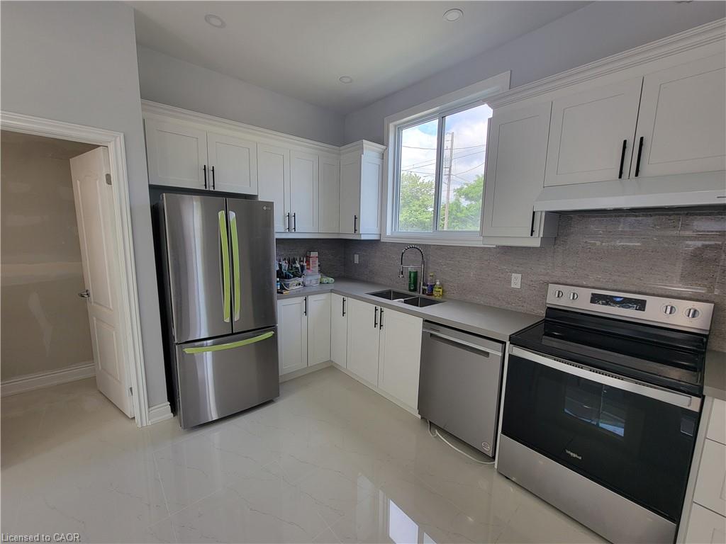 Unit 2 - 103 Peel Street, Brantford 3