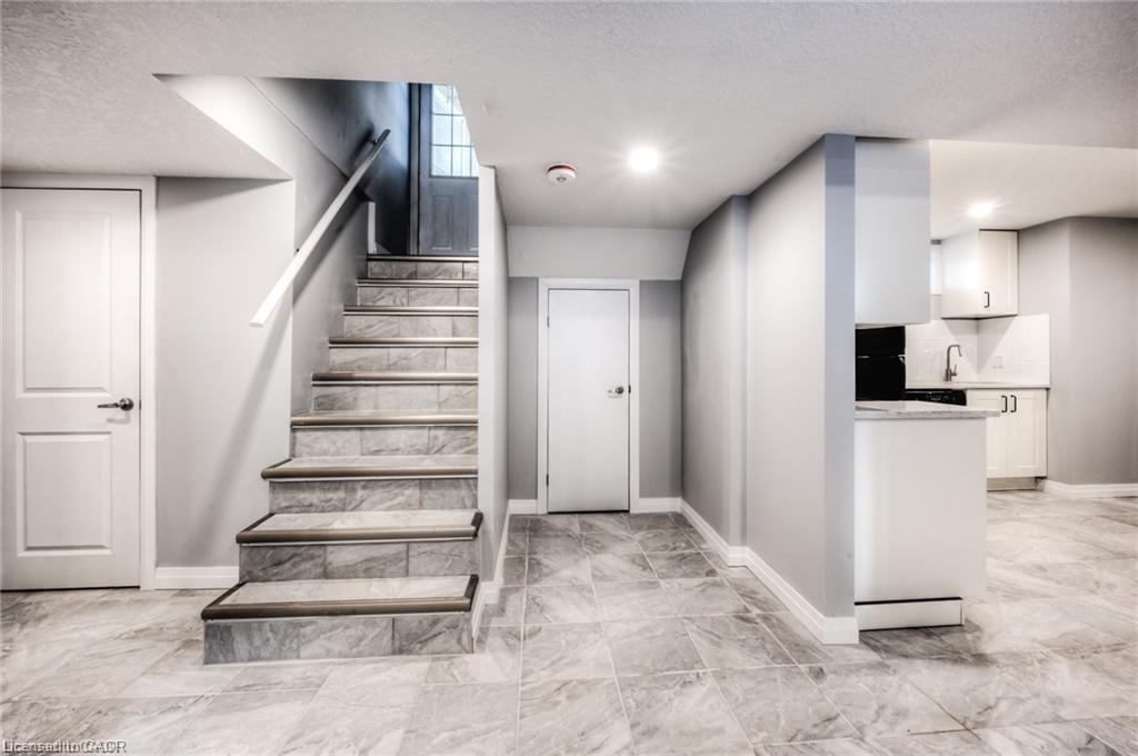 Unit LOWER - 33 Ruskview Road, Kitchener 5