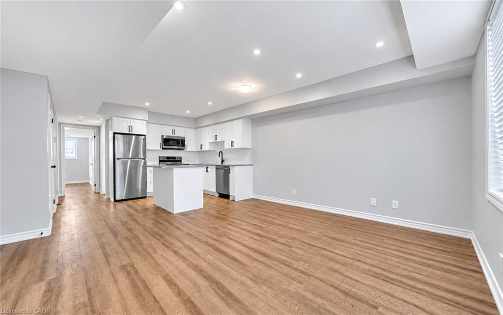 Unit 11 - 235 Chapel Hill Drive, Kitchener 5