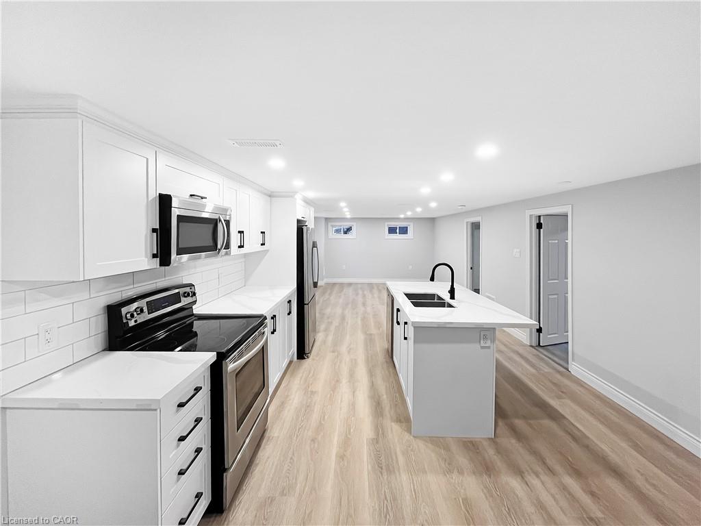 Unit Basement - 172 Fernwood Crescent, Hamilton 4