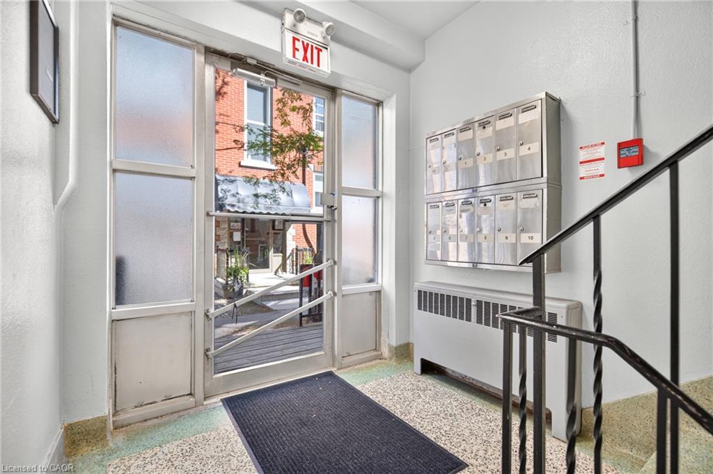 Unit 1 - 3 Applewood Avenue, Stoney Creek 3