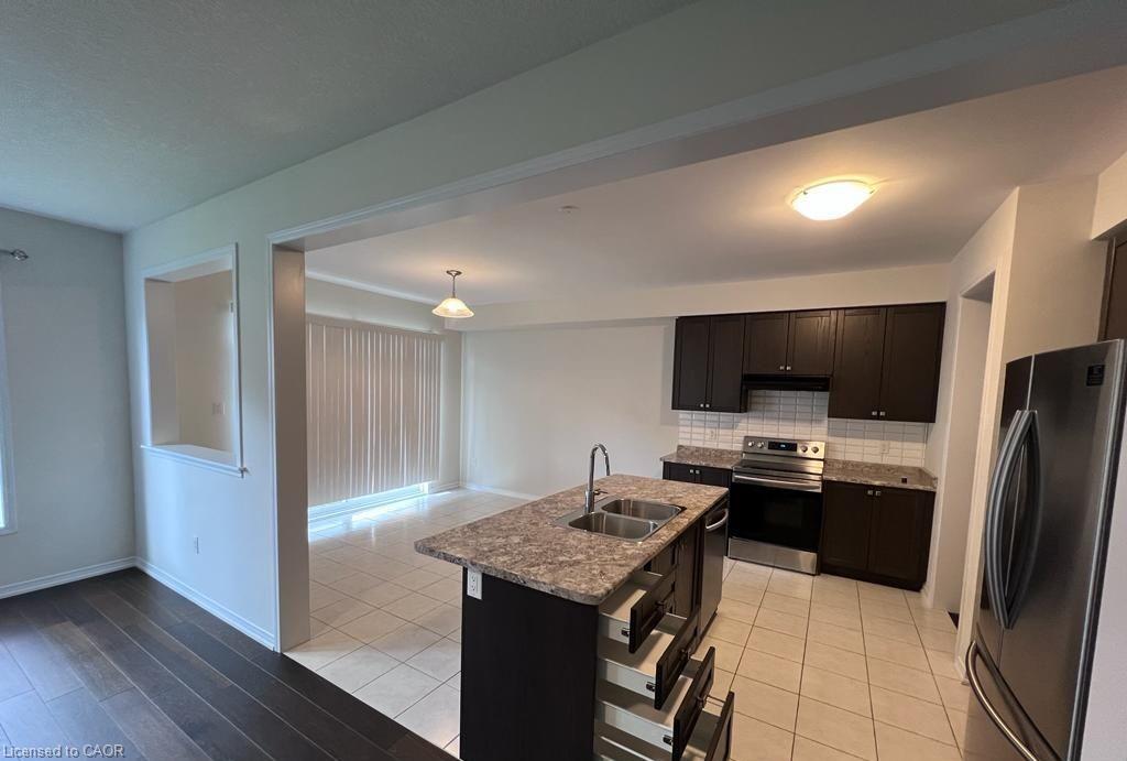 8702 Chickory Trail, Niagara Falls 2
