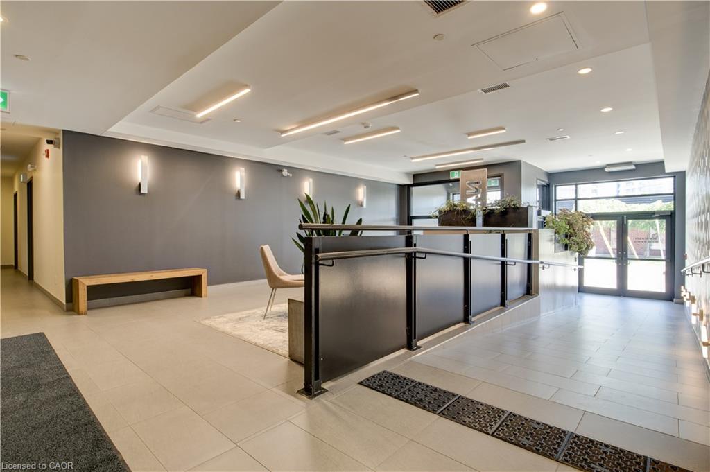 Unit 519 - 690 King Street W, Kitchener 4