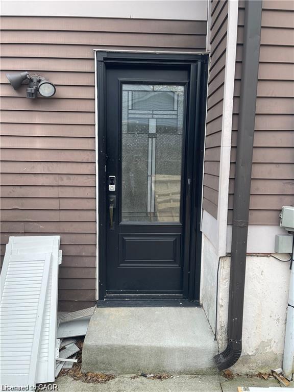 Unit Lower - 2257 Hanbury Court, Burlington 2