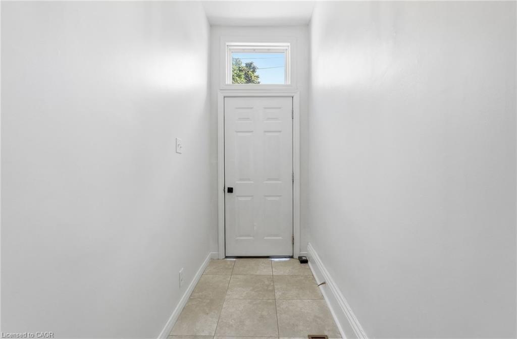 Unit 1 - 51 Wellington Street N, Hamilton 3