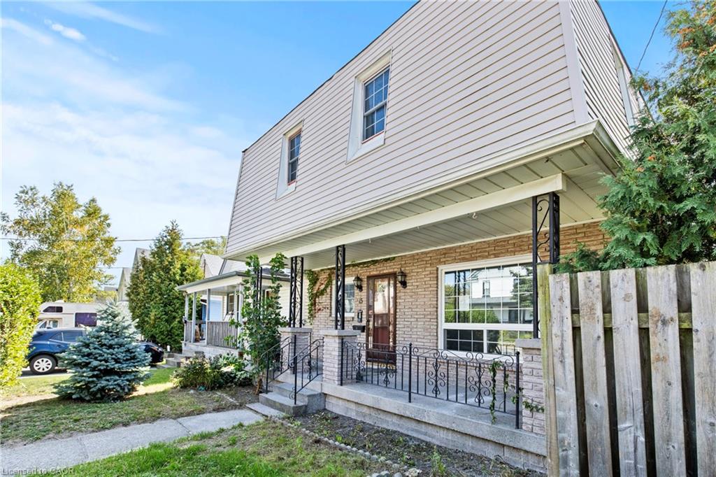 Unit Upper - 15 Mccormick Street, Welland 2