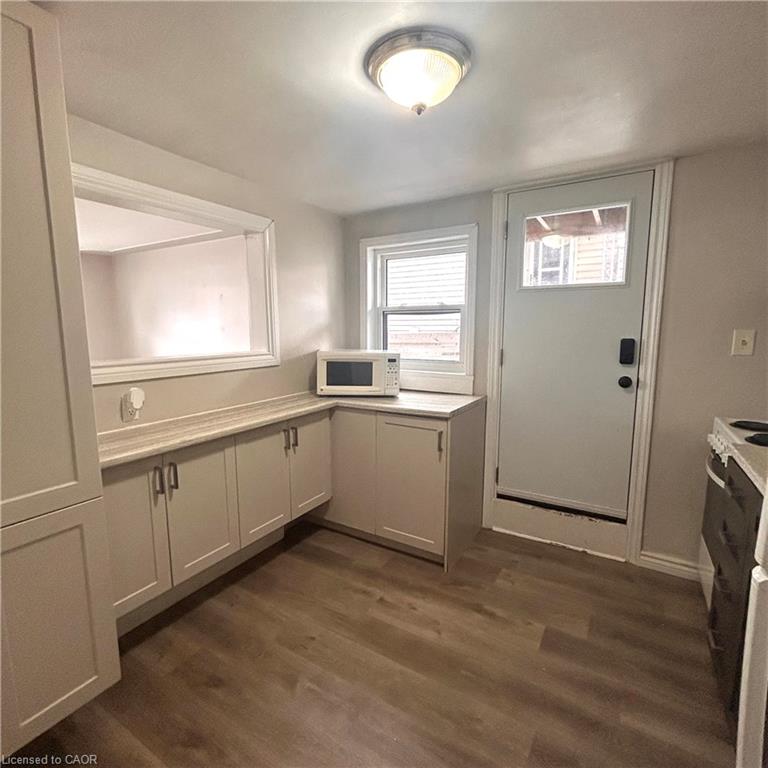 Unit 1 - 322 Edwin Street, Kitchener 5