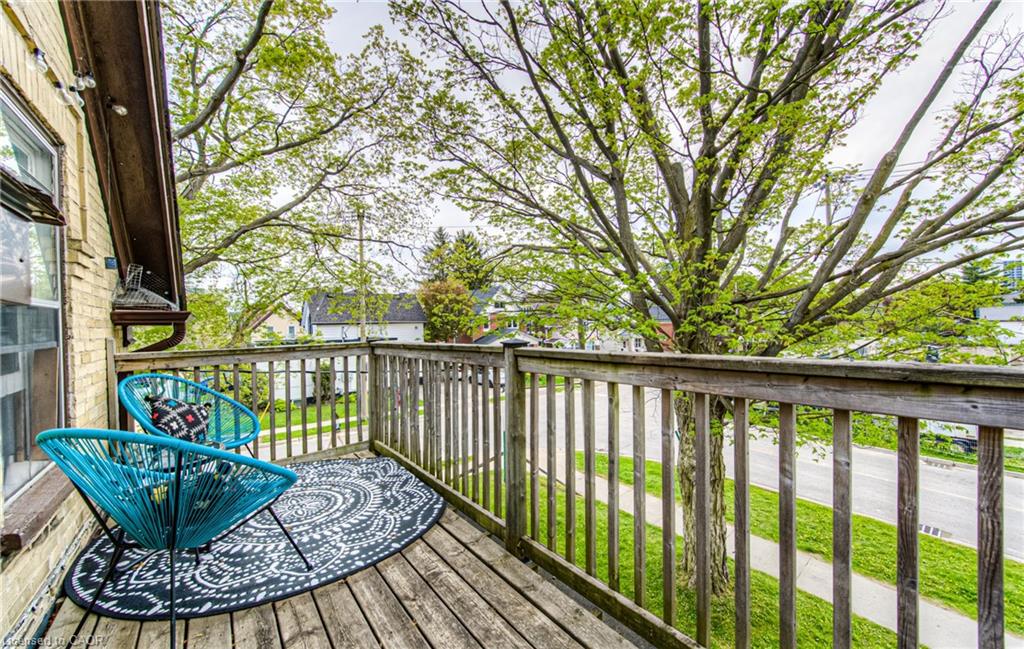 Unit Upper - 404 Duke Street W, Kitchener 1