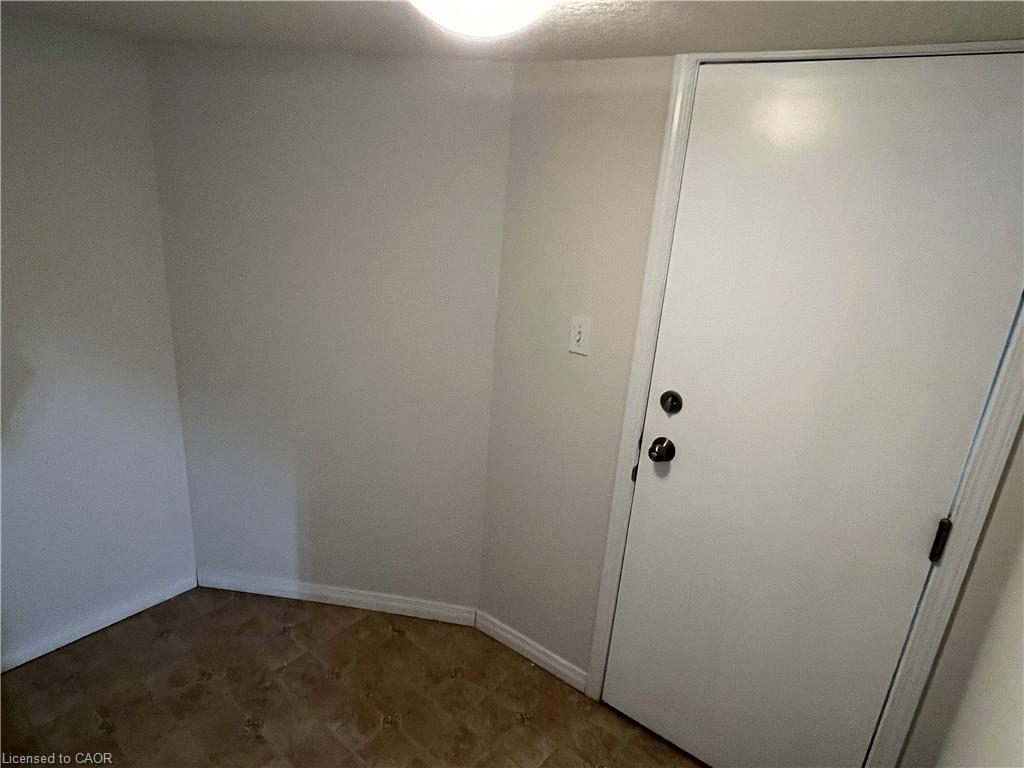 Unit LOWER - 14 Iron Gate Street, Kitchener 2