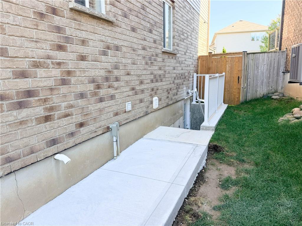 304 Westpark Crescent, Waterloo 3