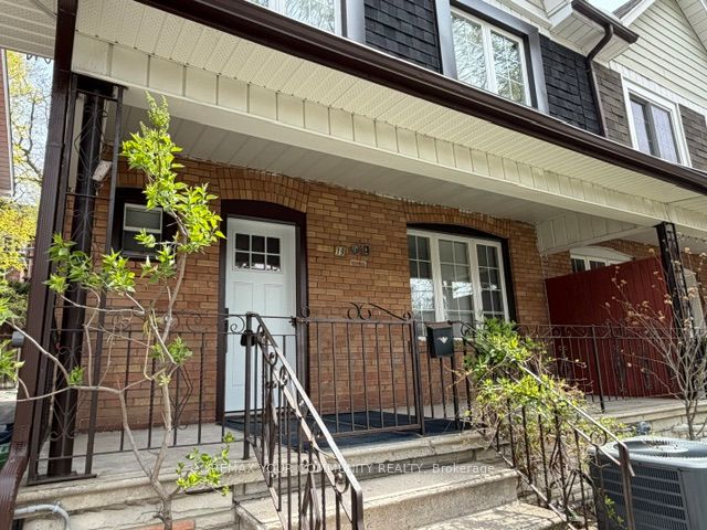 Unit Main Level - 19 Mount Royal Avenue, Toronto 2