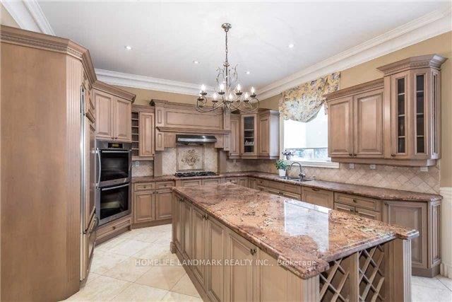 377 Hollywood Avenue, North York 5