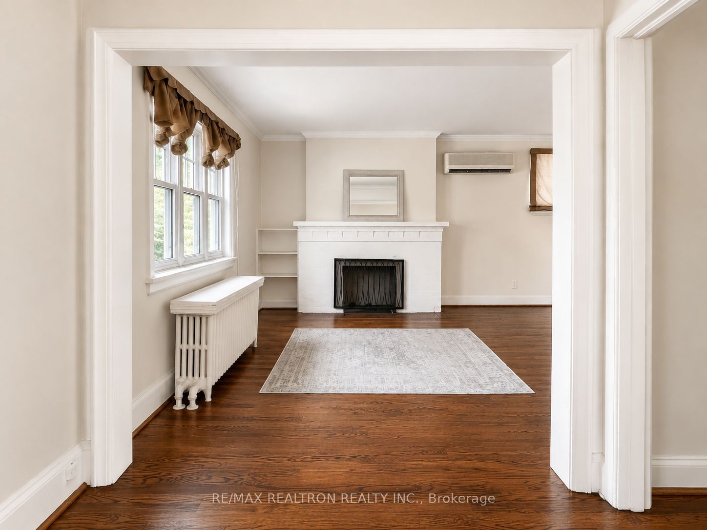 Unit 2nd Floor Unit - 25 Ranleigh Avenue, Toronto 4