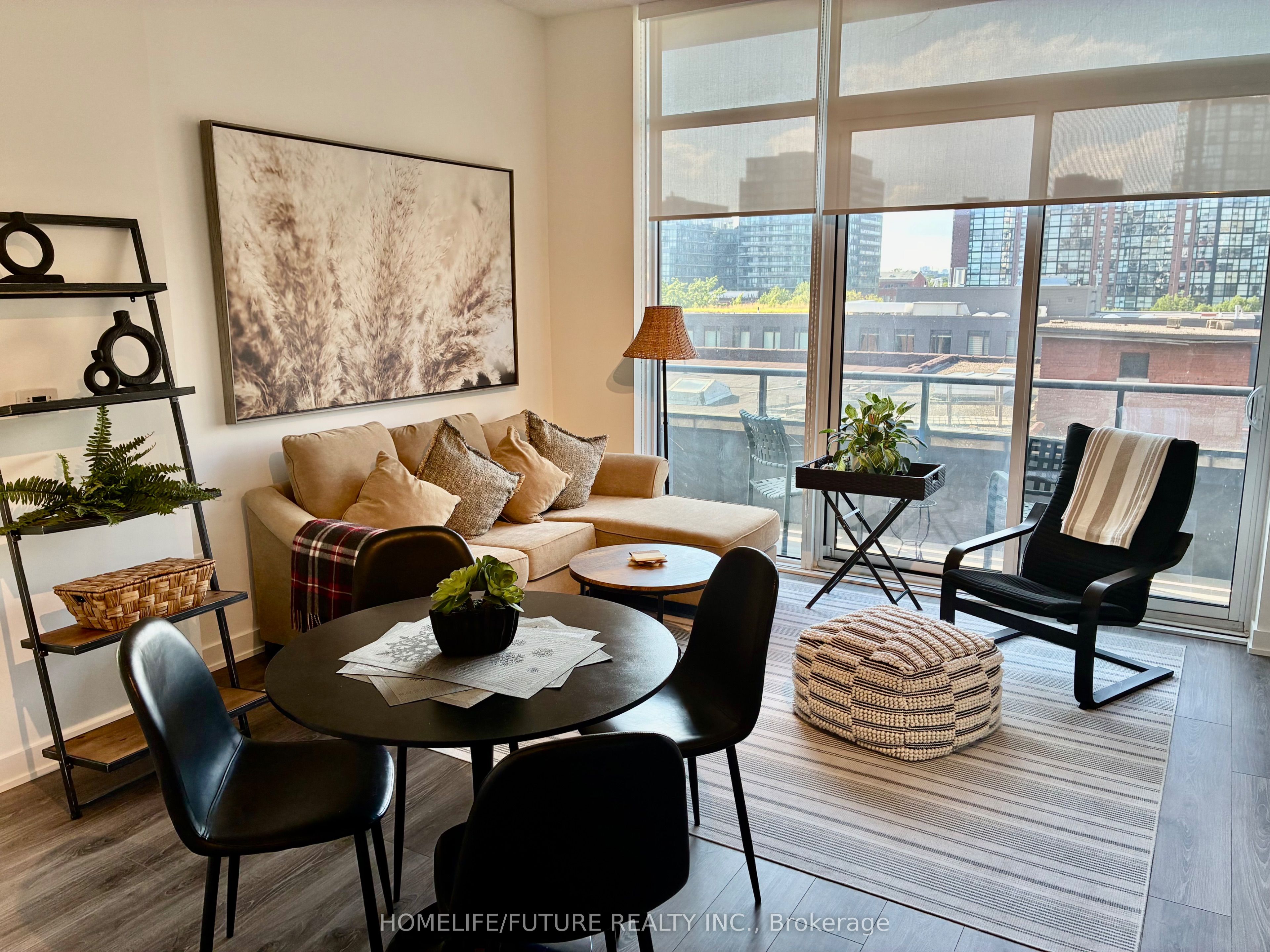 Unit 610 - 9 Tecumseth Street, Toronto 5
