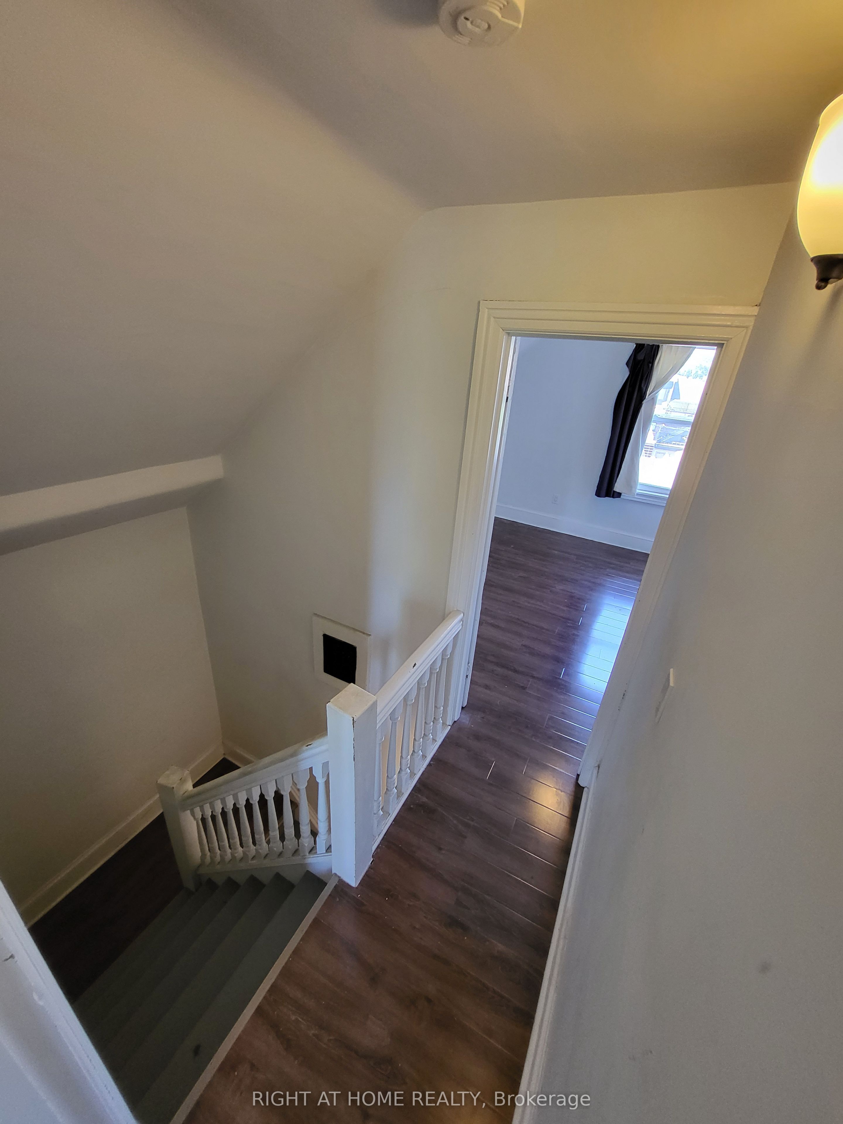 Unit 2 - 194 Beatrice Street, Toronto 2