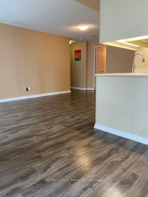Unit 1410 - 736 Bay Street, Toronto 4