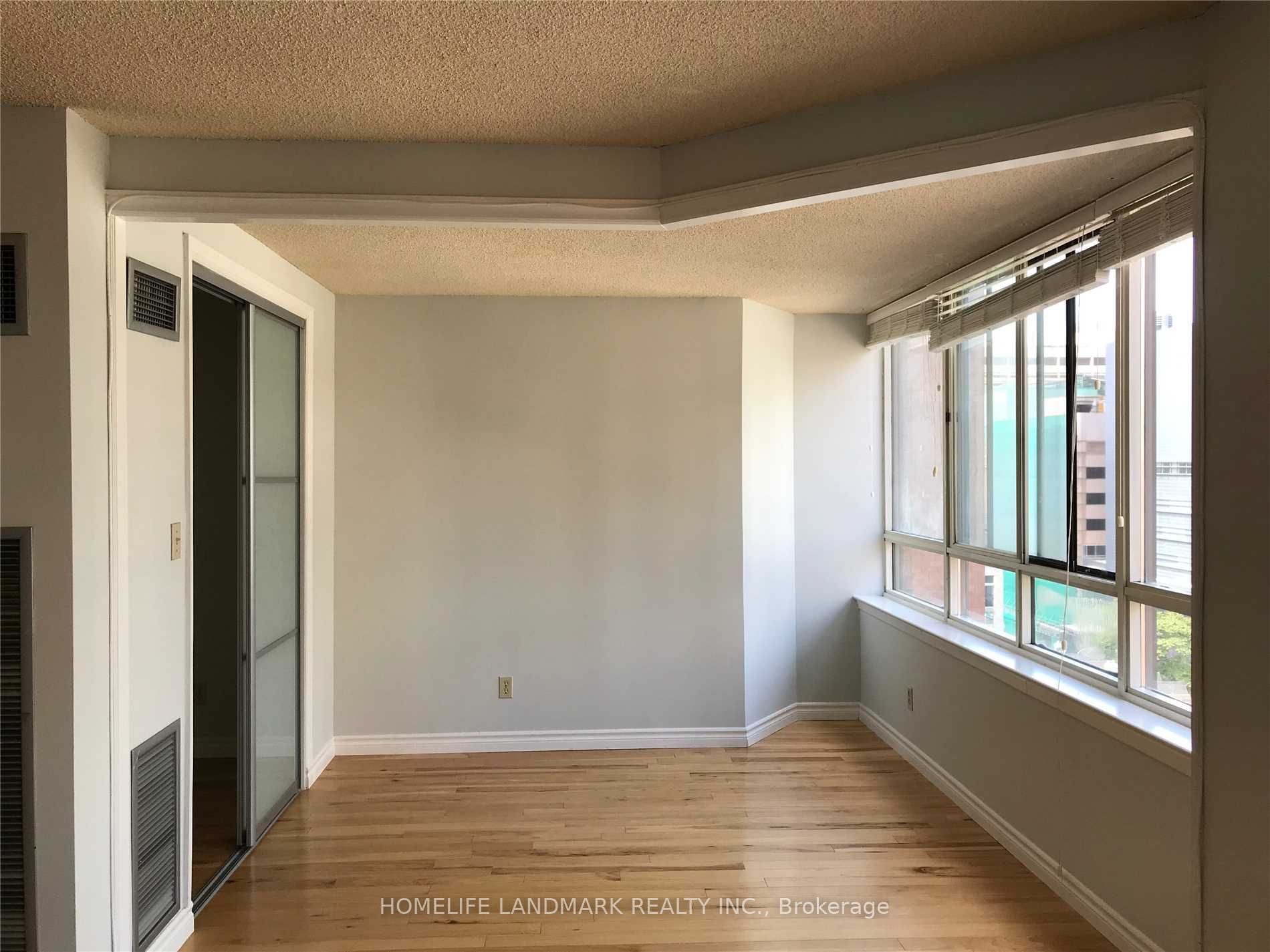 Unit 1122 - 633 Bay Street, Toronto 3