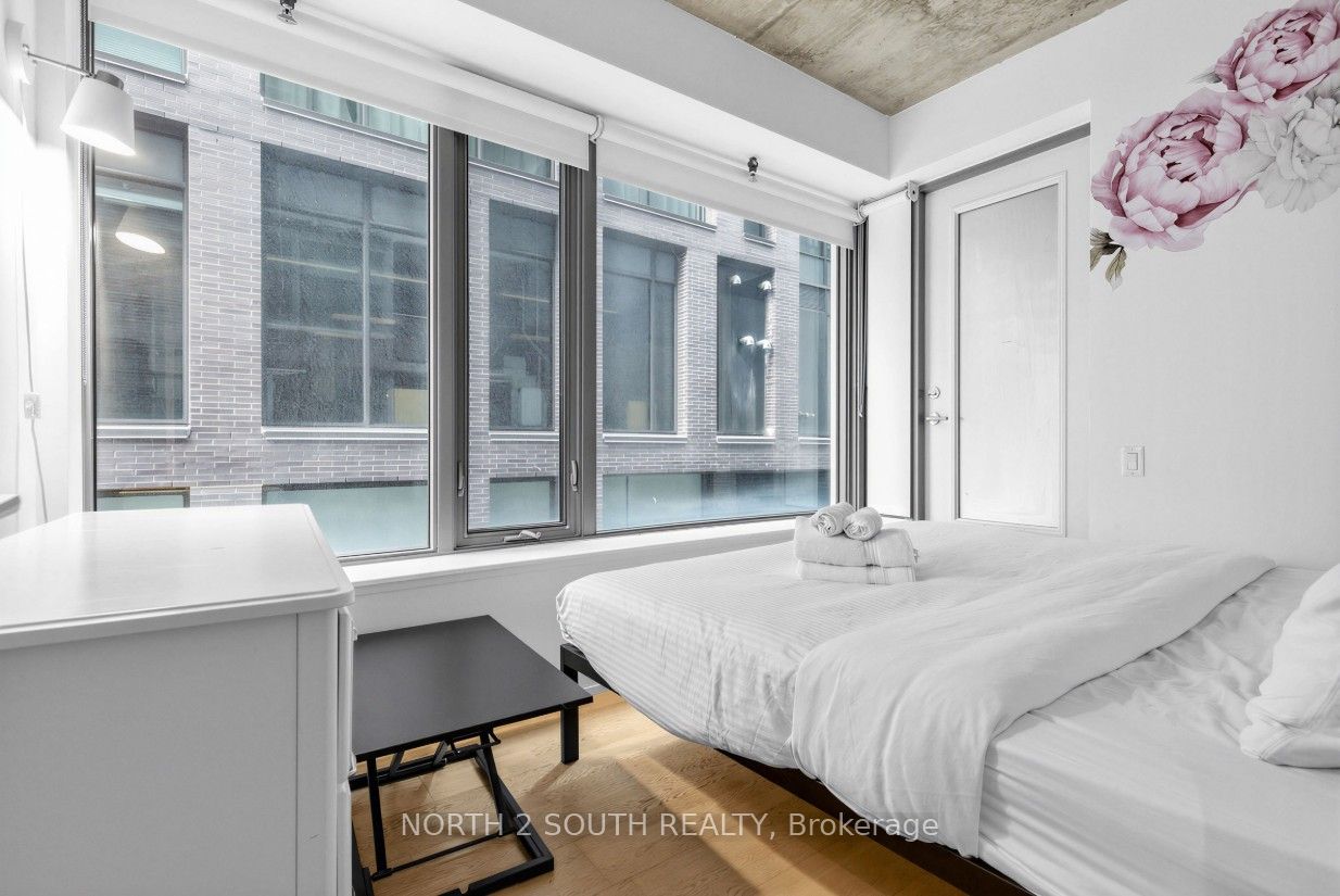 Unit 225 - 95 Bathurst Street, Toronto 3