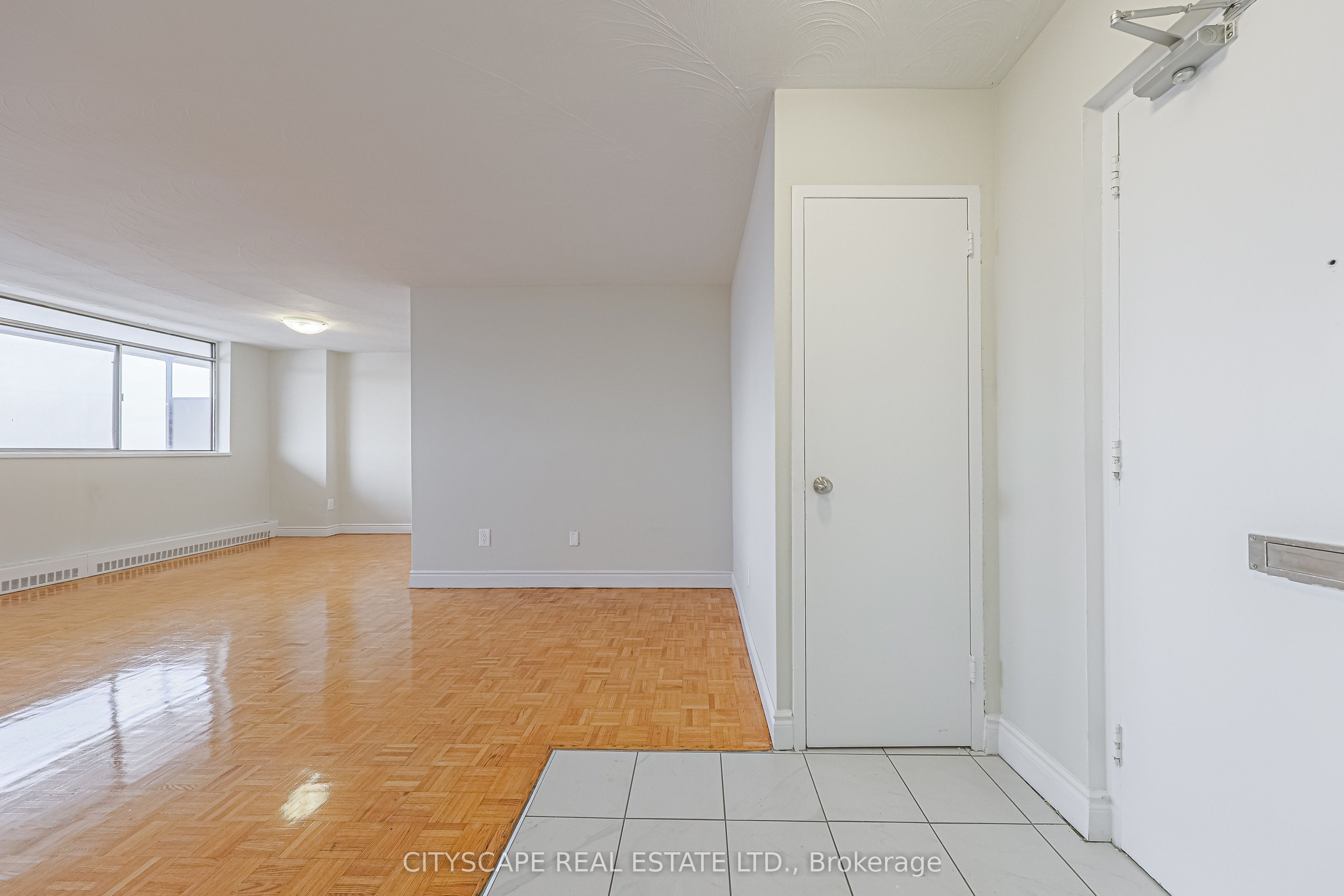 Unit 719 - 100 Rowena Drive, North York 5