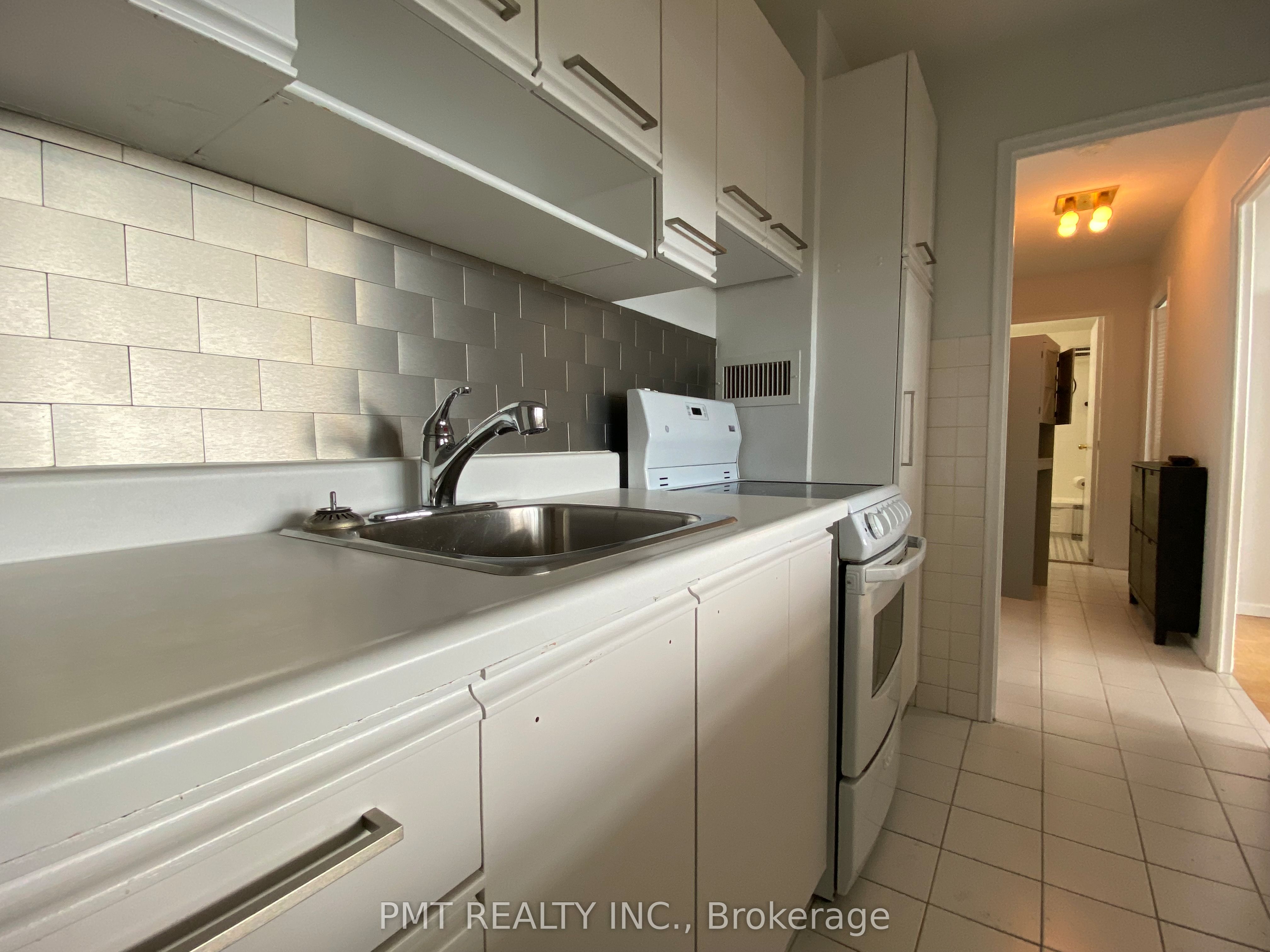 Unit 606 - 580 Christie Street, Toronto 4