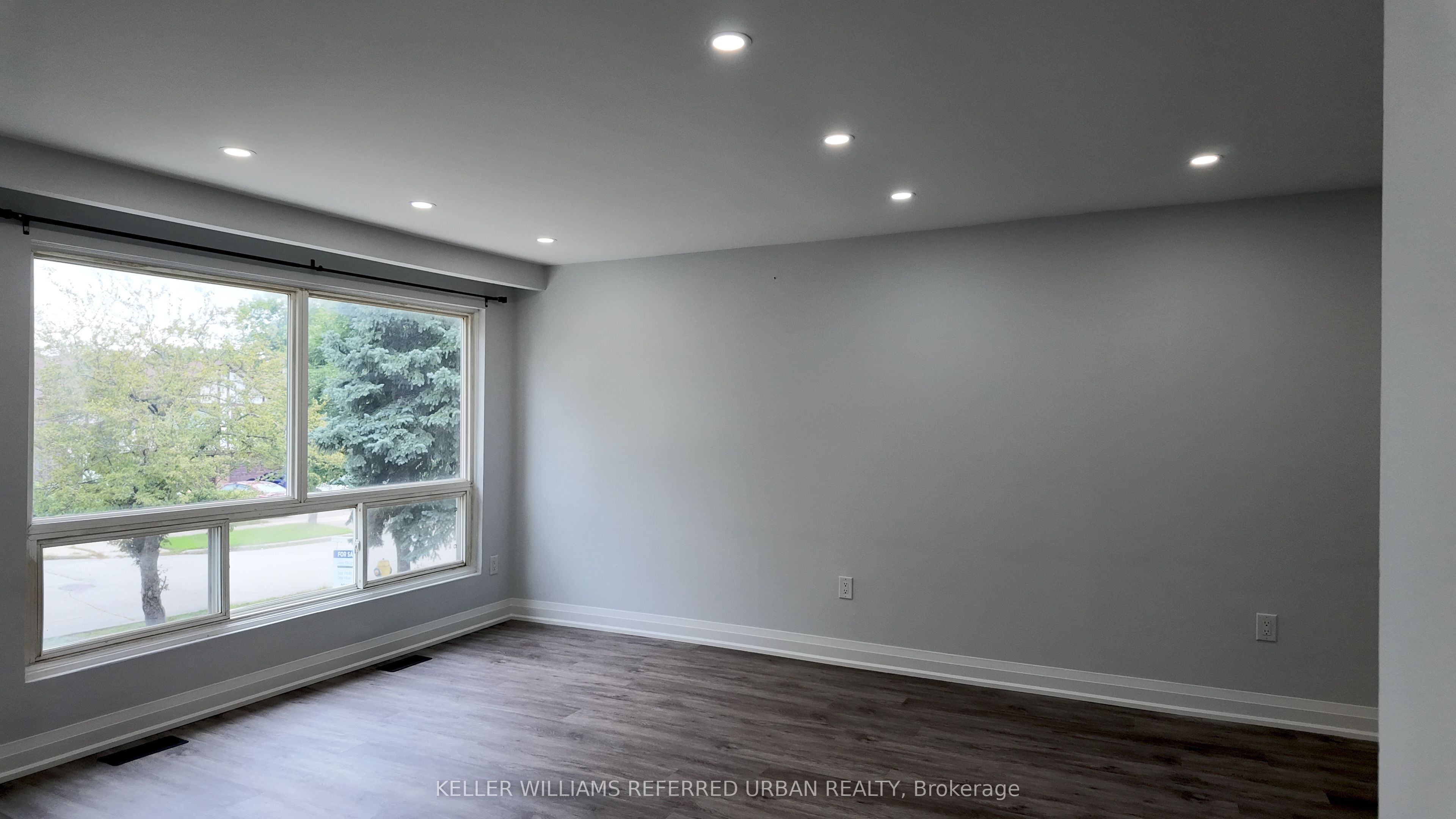 36 Yucatan Road, North York 5