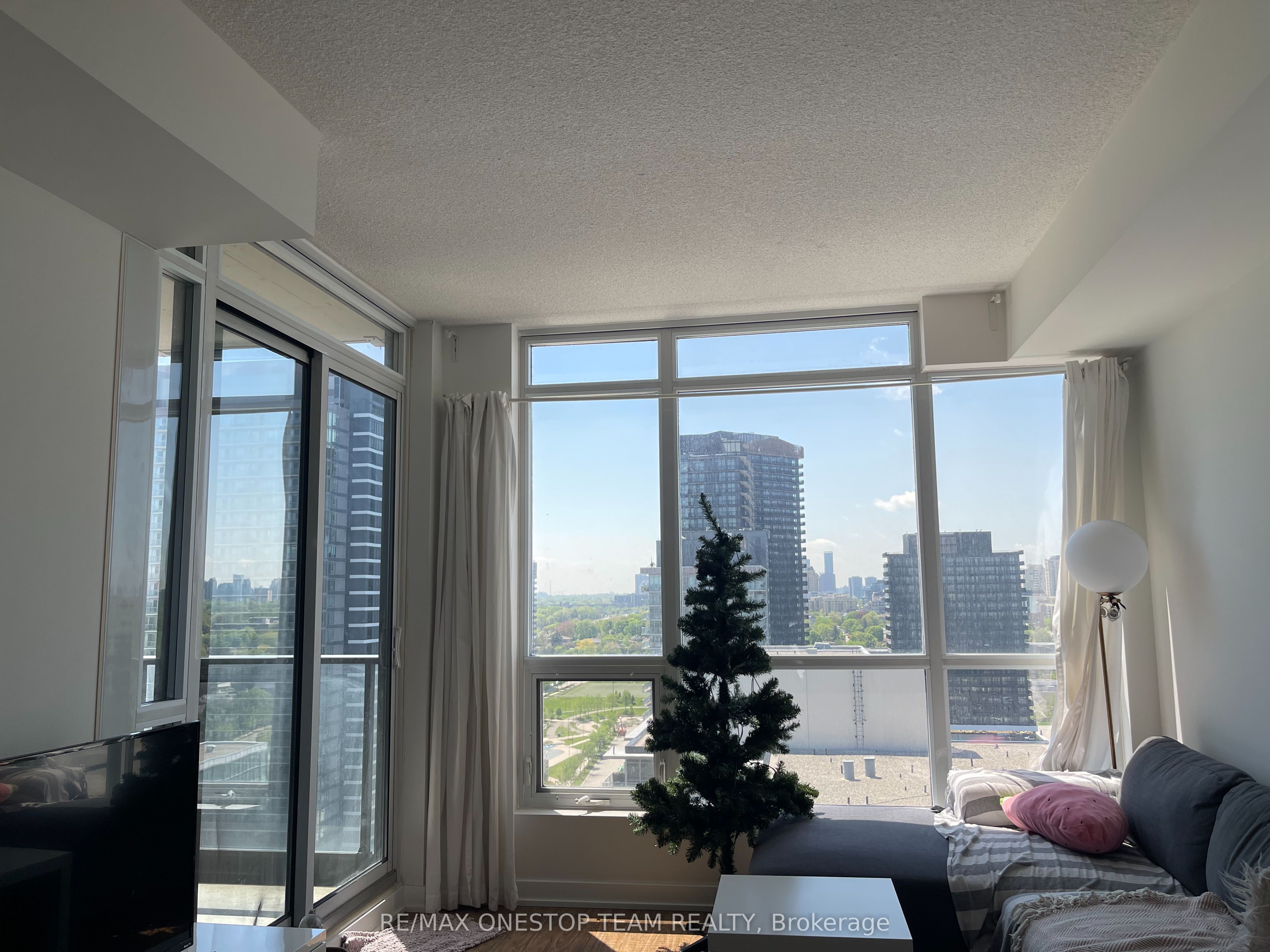 Unit 2503 - 29 Singer Court, North York 4