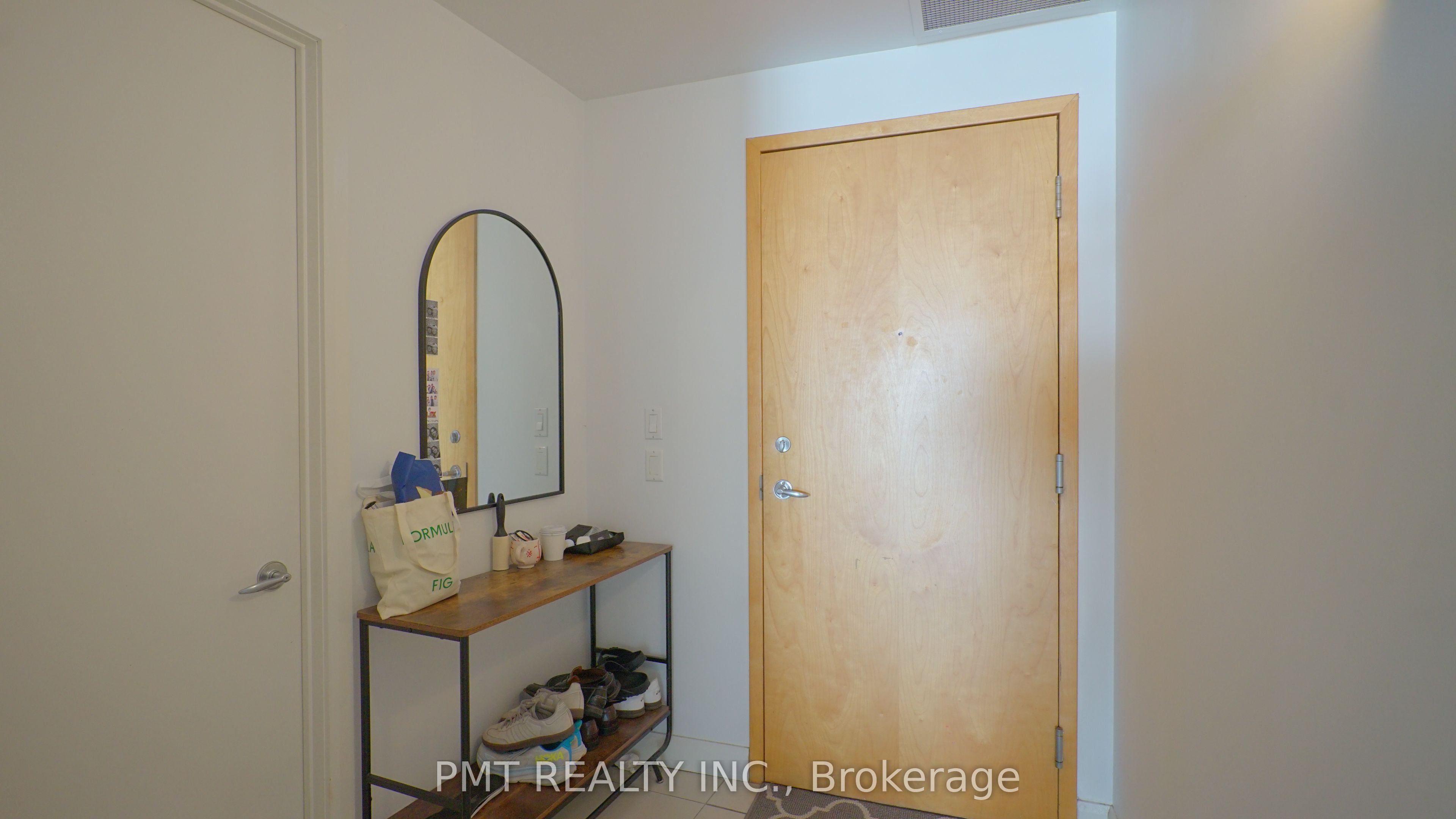 Unit 208 - 700 King Street W, Toronto 2