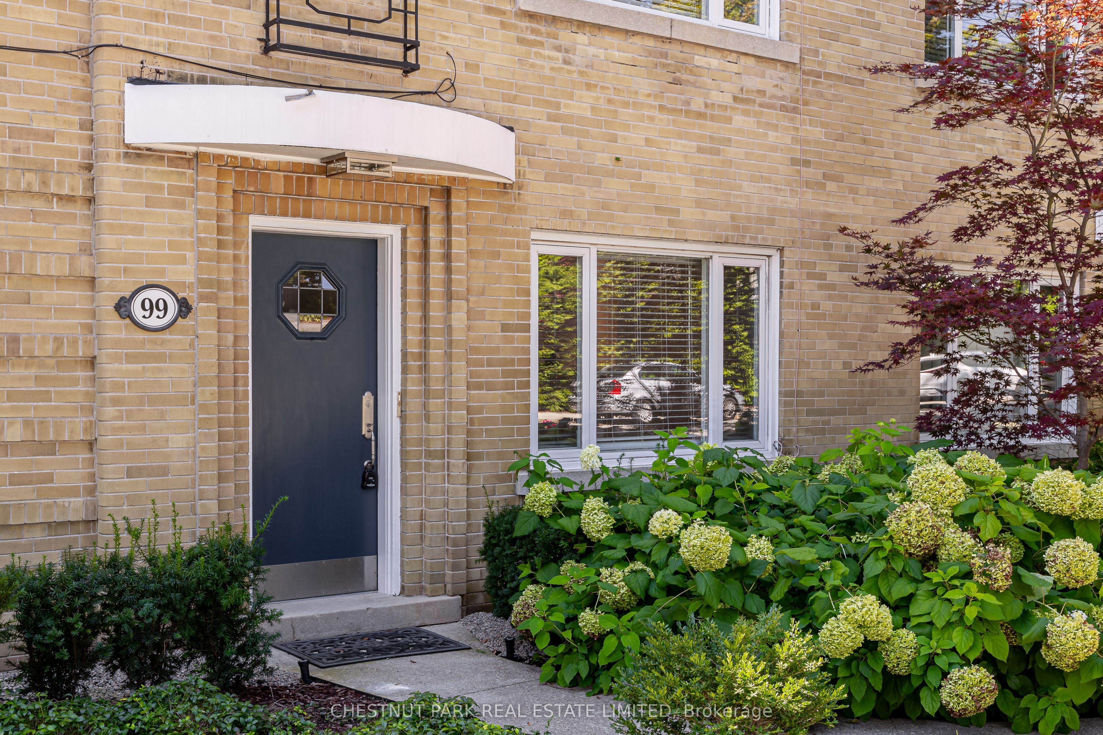 Unit Main - 99 Chatsworth Drive, Toronto 2