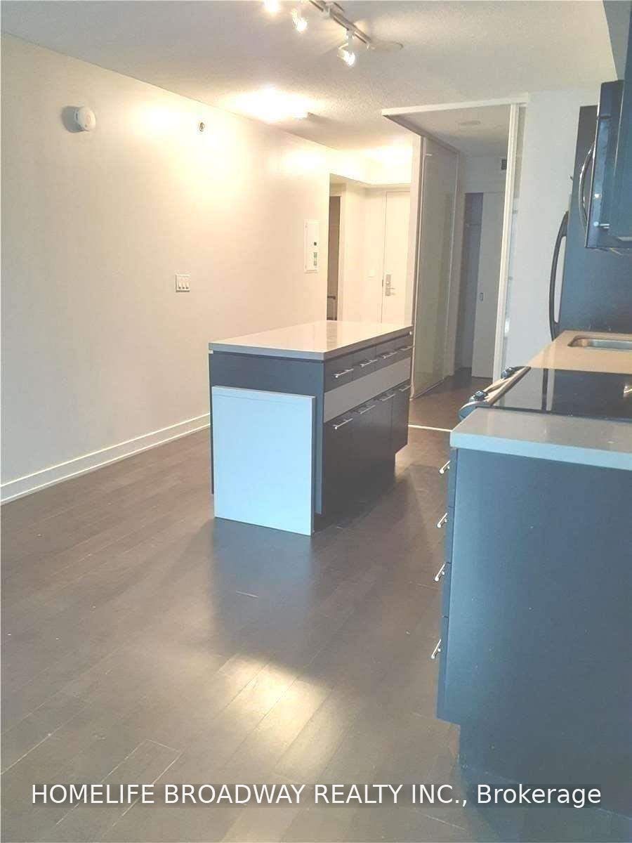 Unit 513 - 21 Nelson Street, Toronto 5