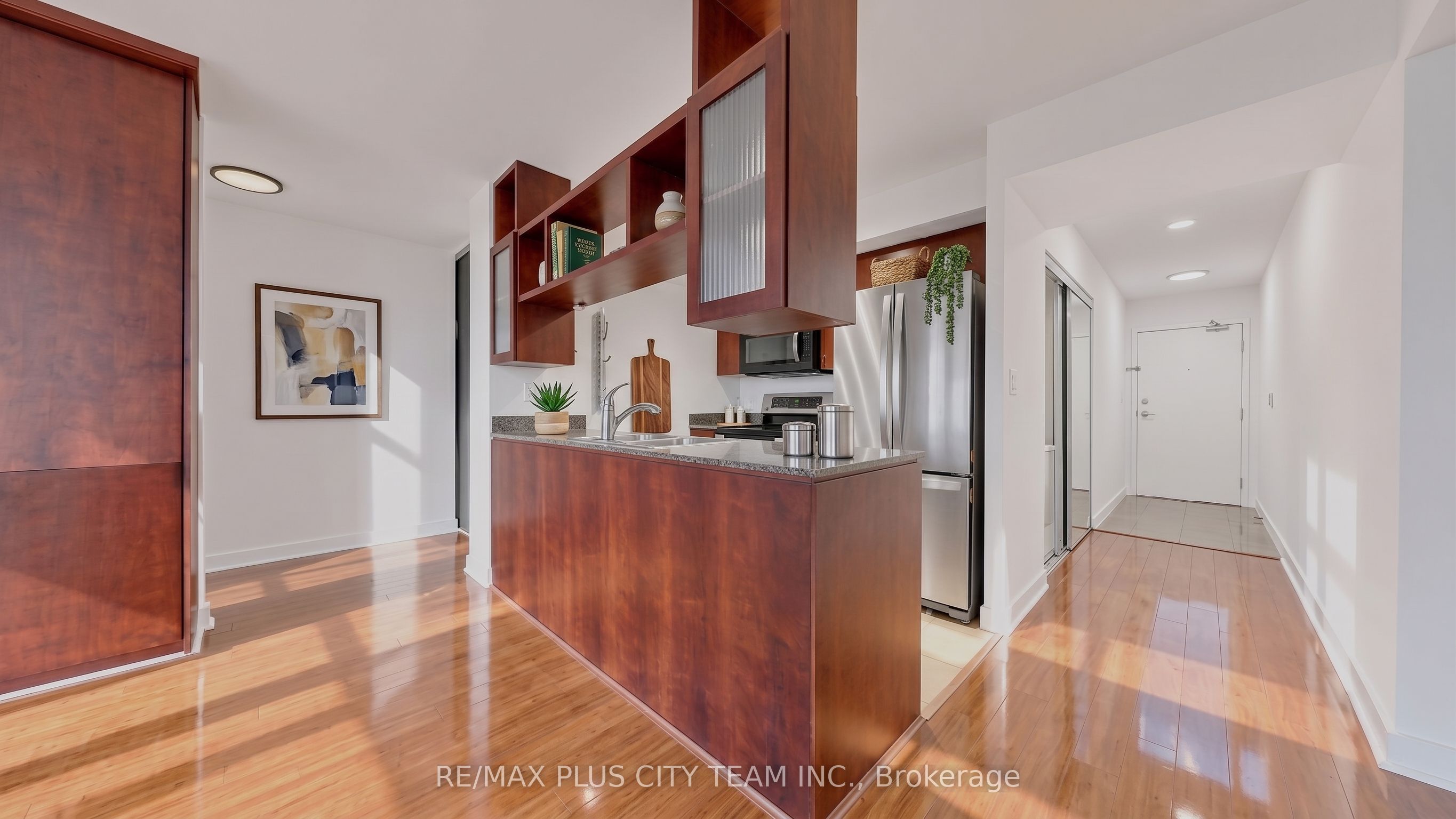 Unit 3011 - 381 Front Street W, Toronto 4