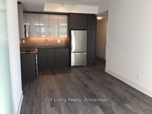 Unit 1108 - 403 Church Street, Toronto 5
