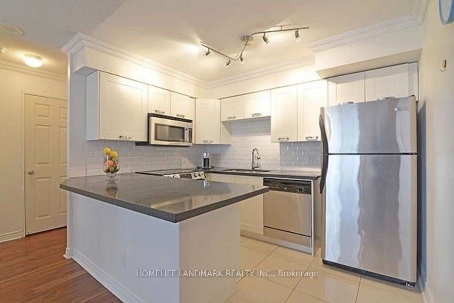 Unit 811 - 256 Doris Avenue, North York 5