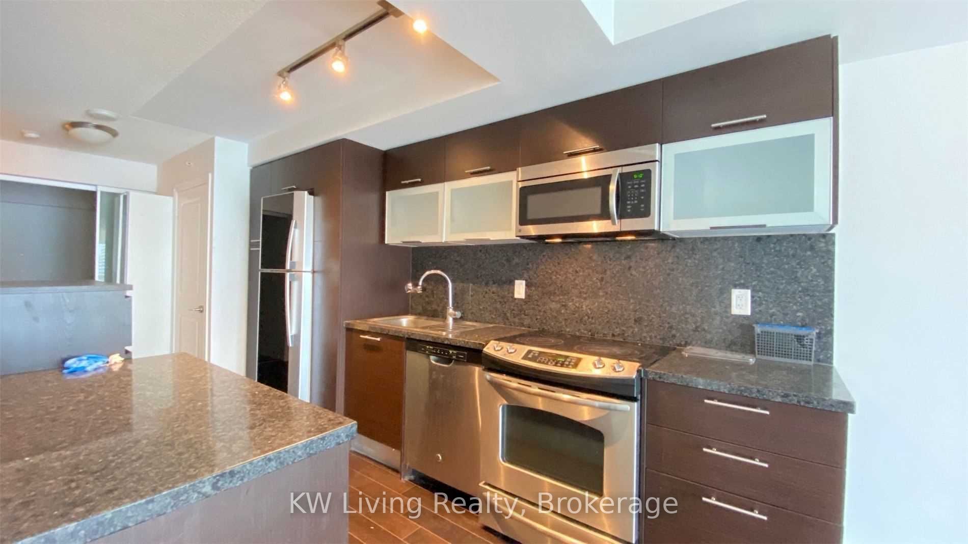 Unit 1601 - 386 Yonge Street, Toronto 2