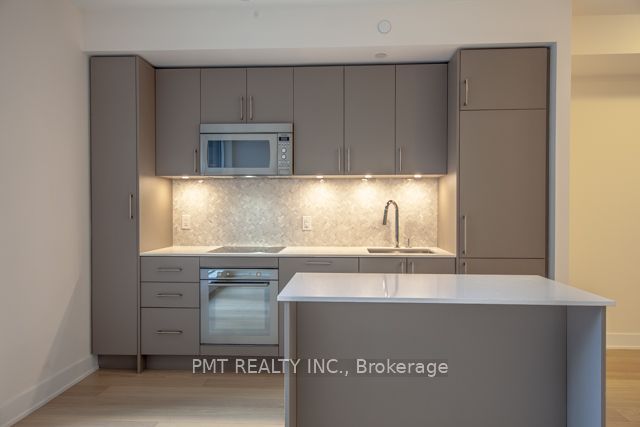 Unit 706 - 88 Cumberland Street, Toronto 5