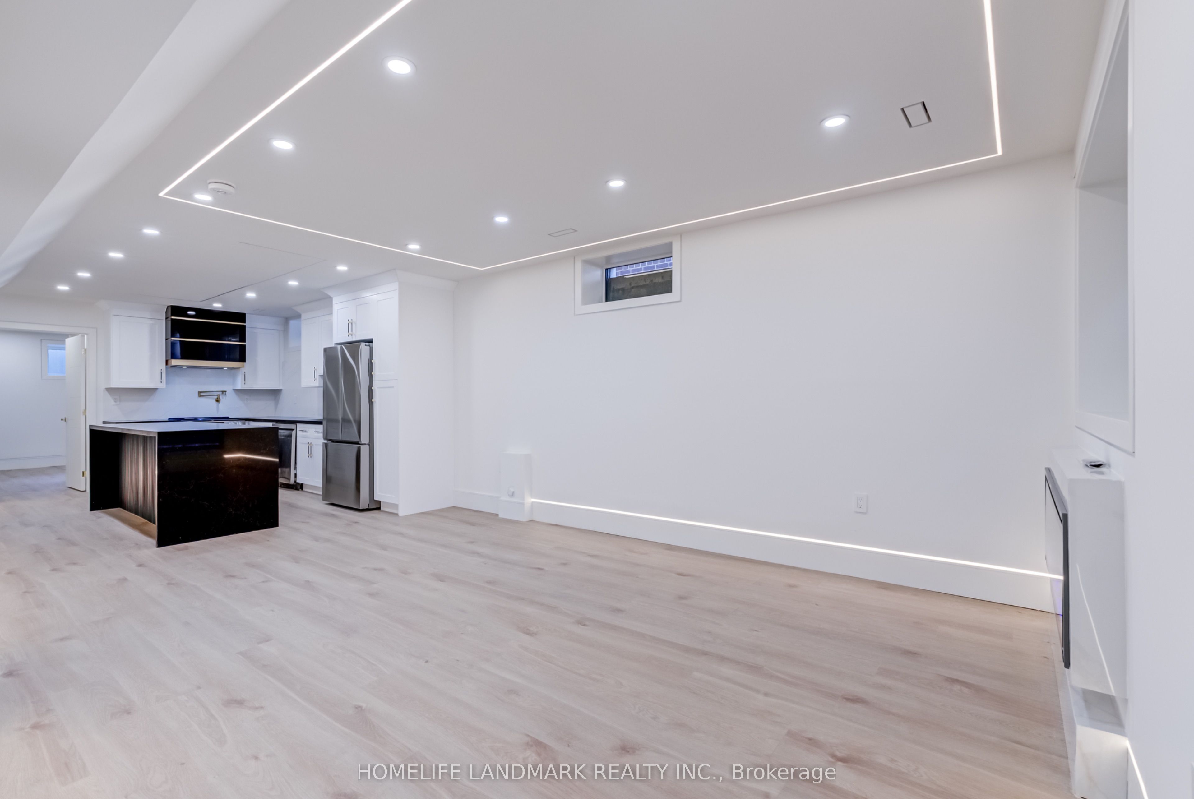 Unit The Bellagio - 23 Coulson Avenue, Toronto 4