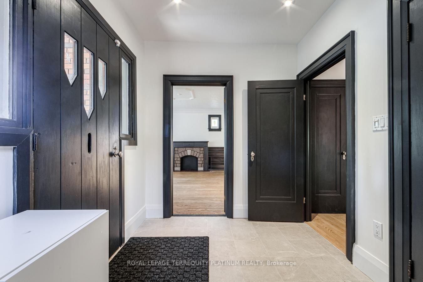 204 Ellerslie Avenue, North York 4