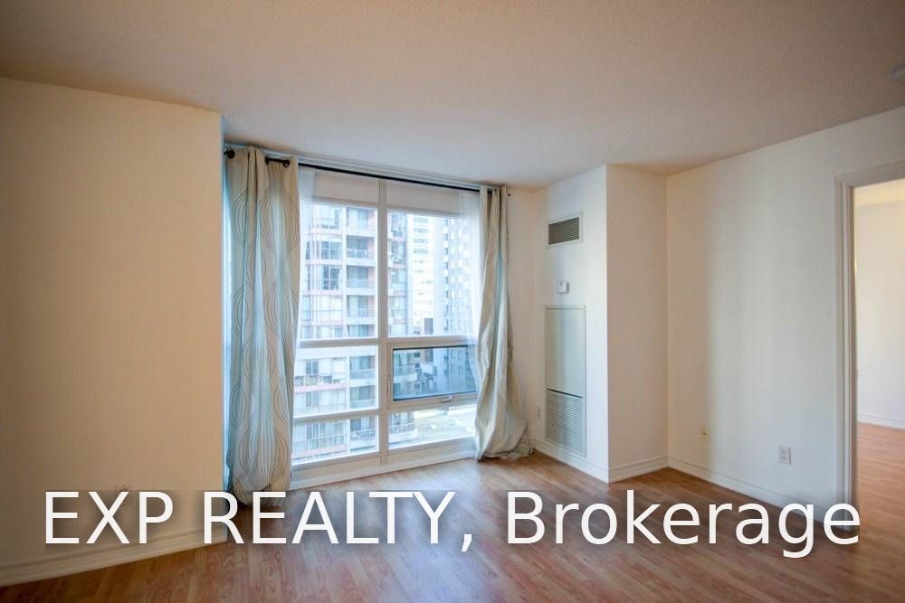 Unit 809 - 761 Bay Street, Toronto 3